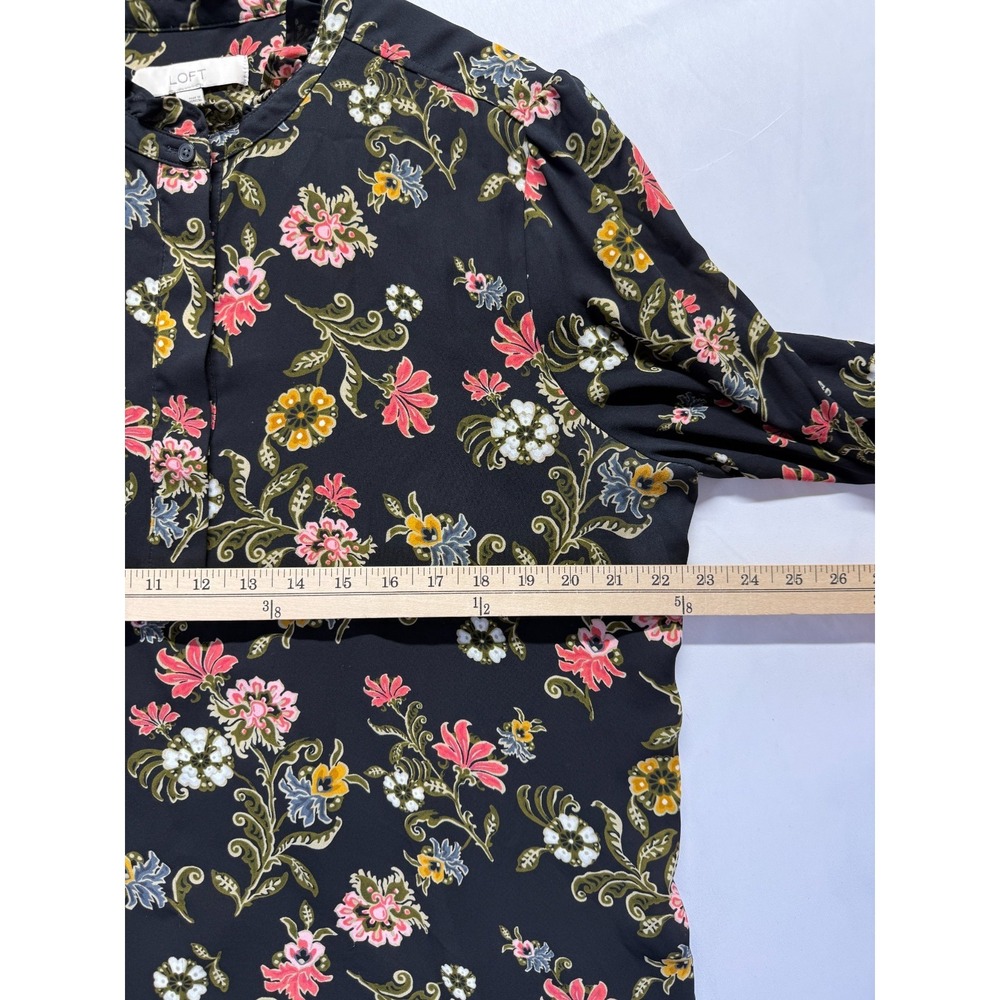 Loft Popover Blouse Top Womens XL Black Multi Floral Ruffle Trim Cuff & Neck - Picture 10 of 11